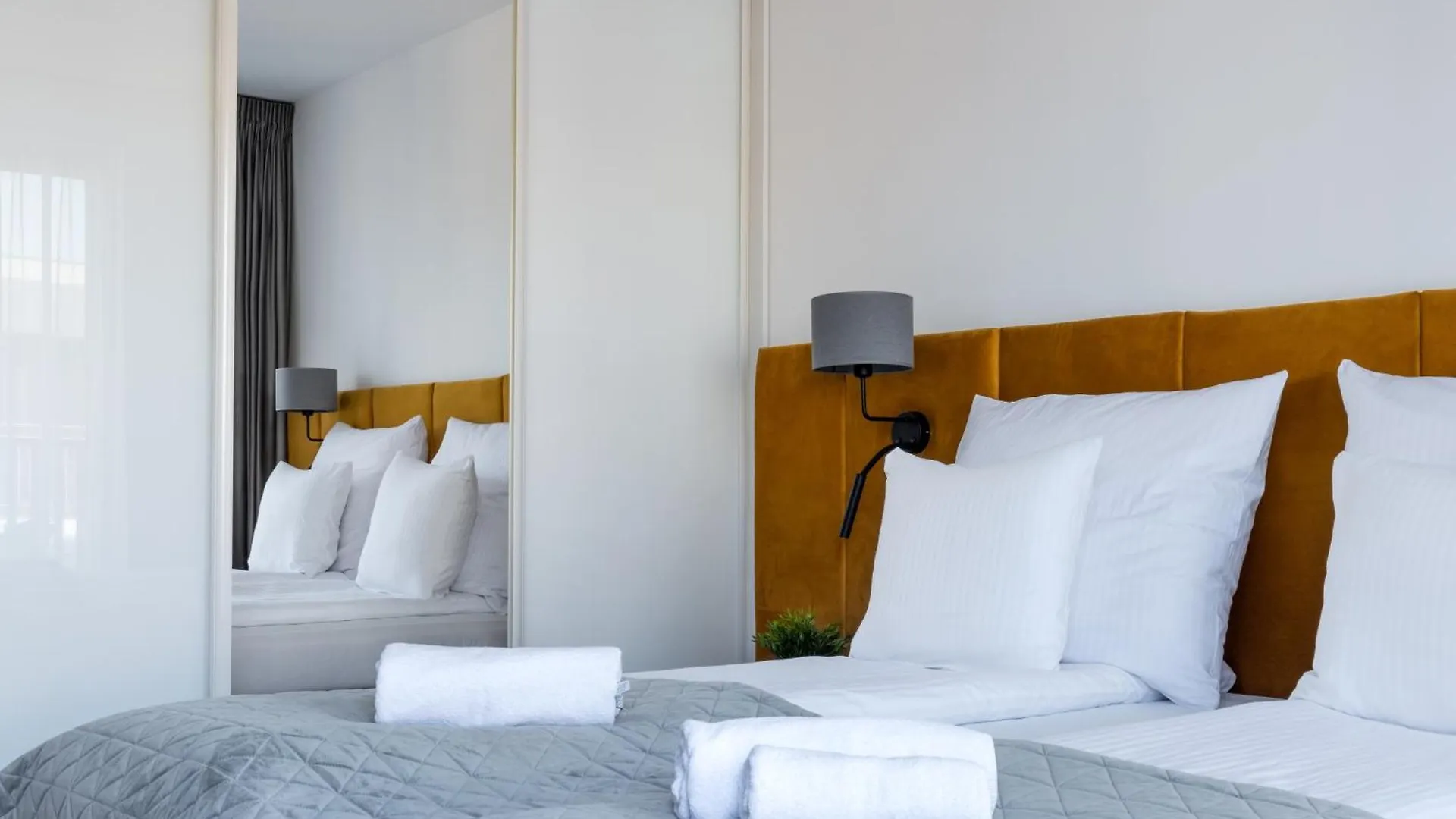 Inpoint Drive Inn - Stay&Park Free Krakau 0*,